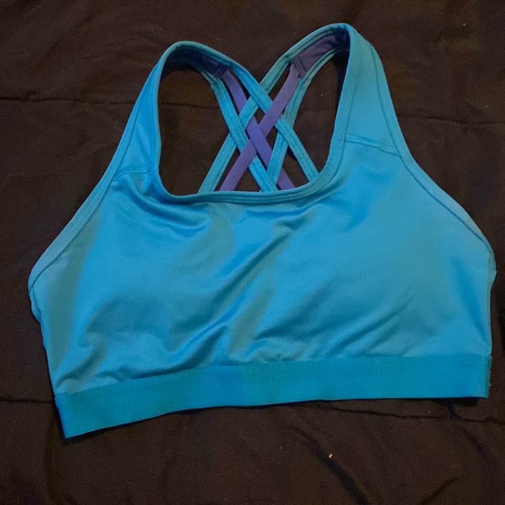 Sz M sports bra